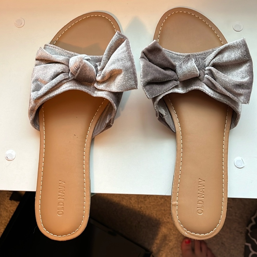 Velvet Bow Flip Flop Sandals 💖